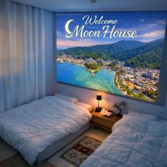 Moon House