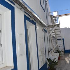 Setubal Courtyard Houses - PAINTERS HOUSE