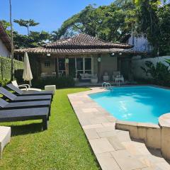 2 Casas na praia do Pernambuco em 1 so a 300m da praia