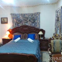 BLUE ROOM - Private Room with indoor pool