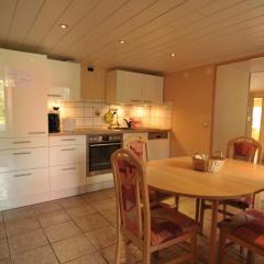 Apartment mit Garten und Spielplatznutzung by Interhome