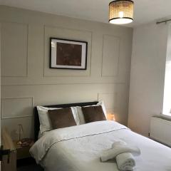 A room in Manchester, Home Away From Home