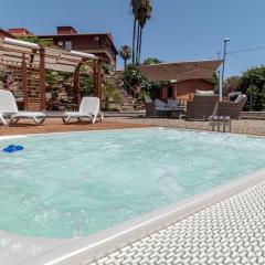 Holiday Home Zyklopenhaus- Erstaunliche Aussicht und privates Mini-Spa by Interhome