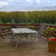 Apartment Appartement mit Bergblick by Interhome