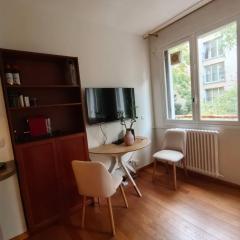 Quiet Furnished Studio in Neuilly