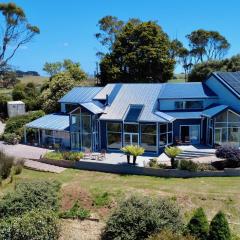 Skyescape on Northshore Queen Bedroom