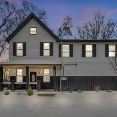 Modern Luxury in Tremont - 6Bed 3bath Fee parking