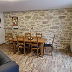 Guerlesquin village house