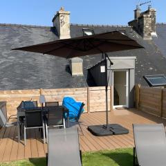 Guerlesquin village house