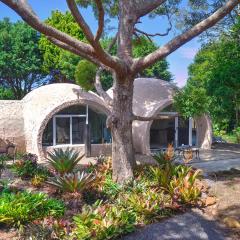 Sunshine Coast Hinterland Igloo Retreat Romantic & Private