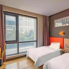 7Days Premium Nanjing Olympic Sports International Exhibition Center