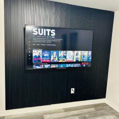 Sky Cove - Modern Comfort, Simple, Cozy, Central