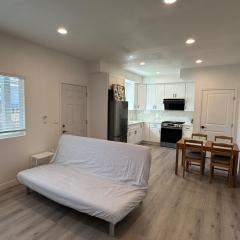 Brand New Muji Style 3B3B Retreat with Courtyard