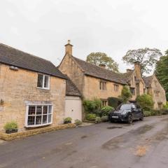 Honeystone Cottage, Stanton, Broadway - Sleeps 9