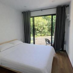 Koh Mook Morakot House