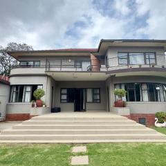 Beautiful Home in Houghton