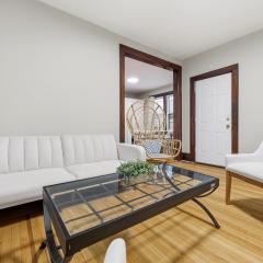 Family Friendly • Sleeps 10 / 3 BR