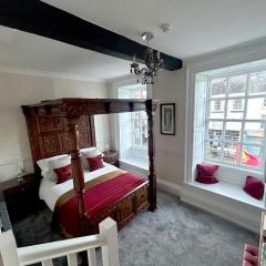 Community Owned Gwesty Owain Glyndwr Hotel