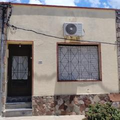 Casa céntrica en Guichón, a 7km de Termas de Almirón