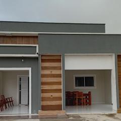 Casa ideal 6 quatros sendo 4 suítes 2 km do centro