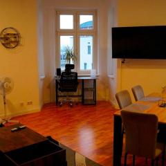 Moderne Wohnung nahe Bahnhof und dem Goitzschesee