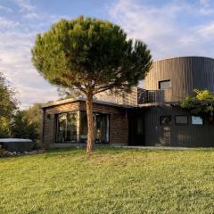 1h10 de Paris, maison de campagne avec piscine chauffée et Jacuzzi