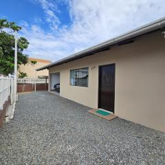 Casa em Navegantes- 300 metros da praia
