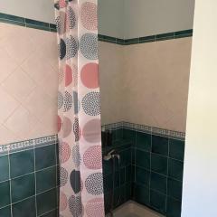 Chambre lit double hauteurs de Toulon