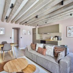 Elegant apartment in the heart of the Marais