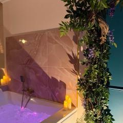 Suite romantique Mayfair Nest - Balnéo et luxe