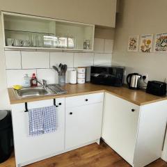 Cosy corner close to the airport