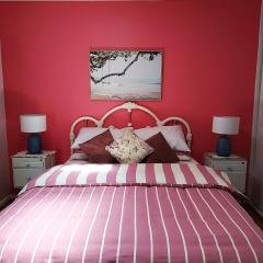 Corporate or Freelance worker & Tasmania Ferry Base-Short Long Stay Geelong