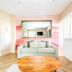 Designer & Air-Conditioned Apartment 2BR, Paris 17