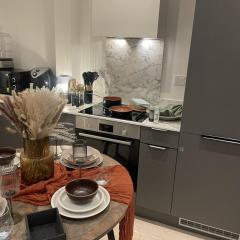 Chic Regent's Park Home 8 mins from Jubilee Line