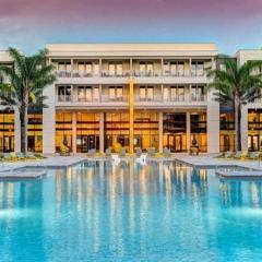 XL 1BR 2-King Beds Near Mayo Pool Gym Workspace