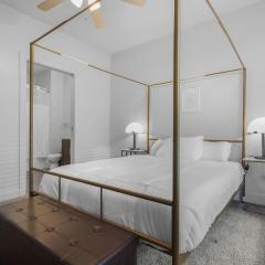 CozySuites Modern 2BR Nora Indianapolis #10