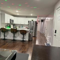 Cozy 3-Bedroom Apartment in Newark near NYC