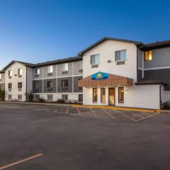 Days Inn by Wyndham Omaha - West Dodge