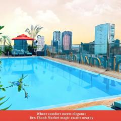 Happy Life Grand Hotel & Rooftop Skybar