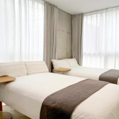 201Room,7-minute walk from Uguisudani Station located on the 2nd floor of an apartment-style building Twin room No elevator