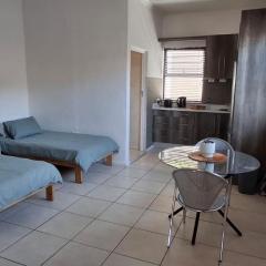 Cozy Quarters on 9th Avenue