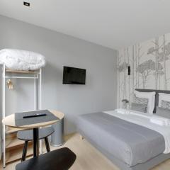 Refined air-conditioned studio in Neuilly