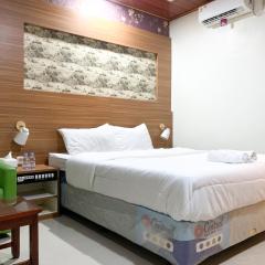 As Waru Hotel RedPartner