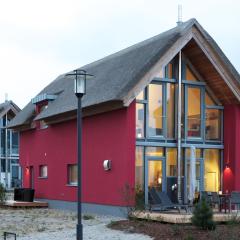 Ostsee - Reetdachhaus Nr 14 "DasRoteHaus" im Strand Resort