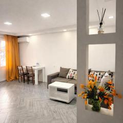 Apartment "B" with a separate bedroom