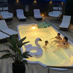 Wellness -Residenz Ehrhardt Urlaub mit Pool und Garten Ferienwohnung in Halberstadt