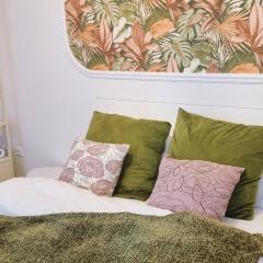 Stay in AUX, feel at home ! 2 room apartment central incl all you need for 4 person, extended check in and check out