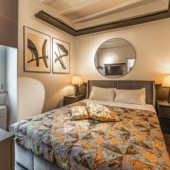 Vicolo Campana - Fontana di Trevi & Pantheon