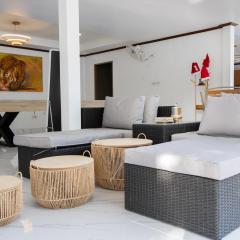 Luxure Villa Lanta