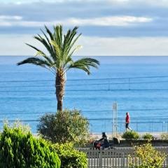 Al mare con vista codice CITRA 009049-LT-0787